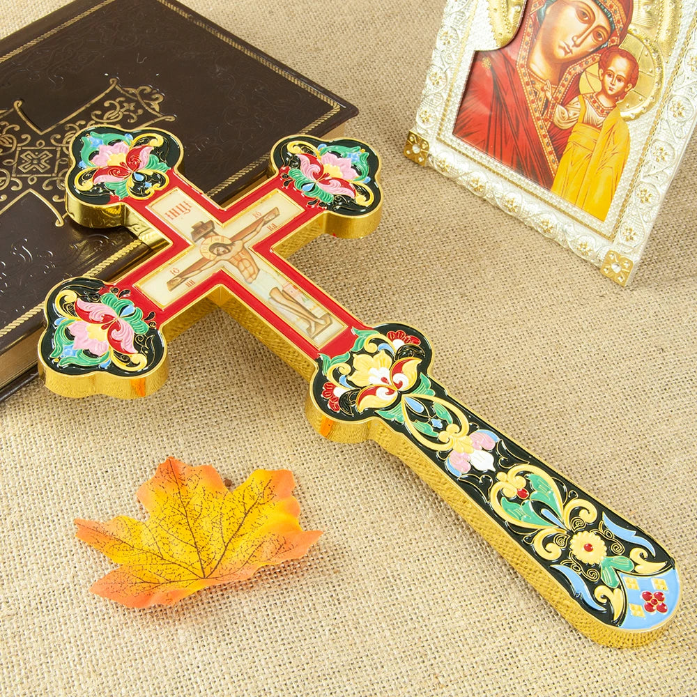 Croix orthodoxe d’église en métal