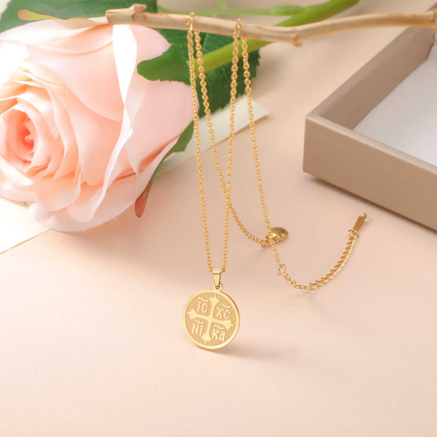 Collier pour femmes IC XC NIKA Croix Jésus-Christ Médaillon Pendentif Croix grecque byzantine