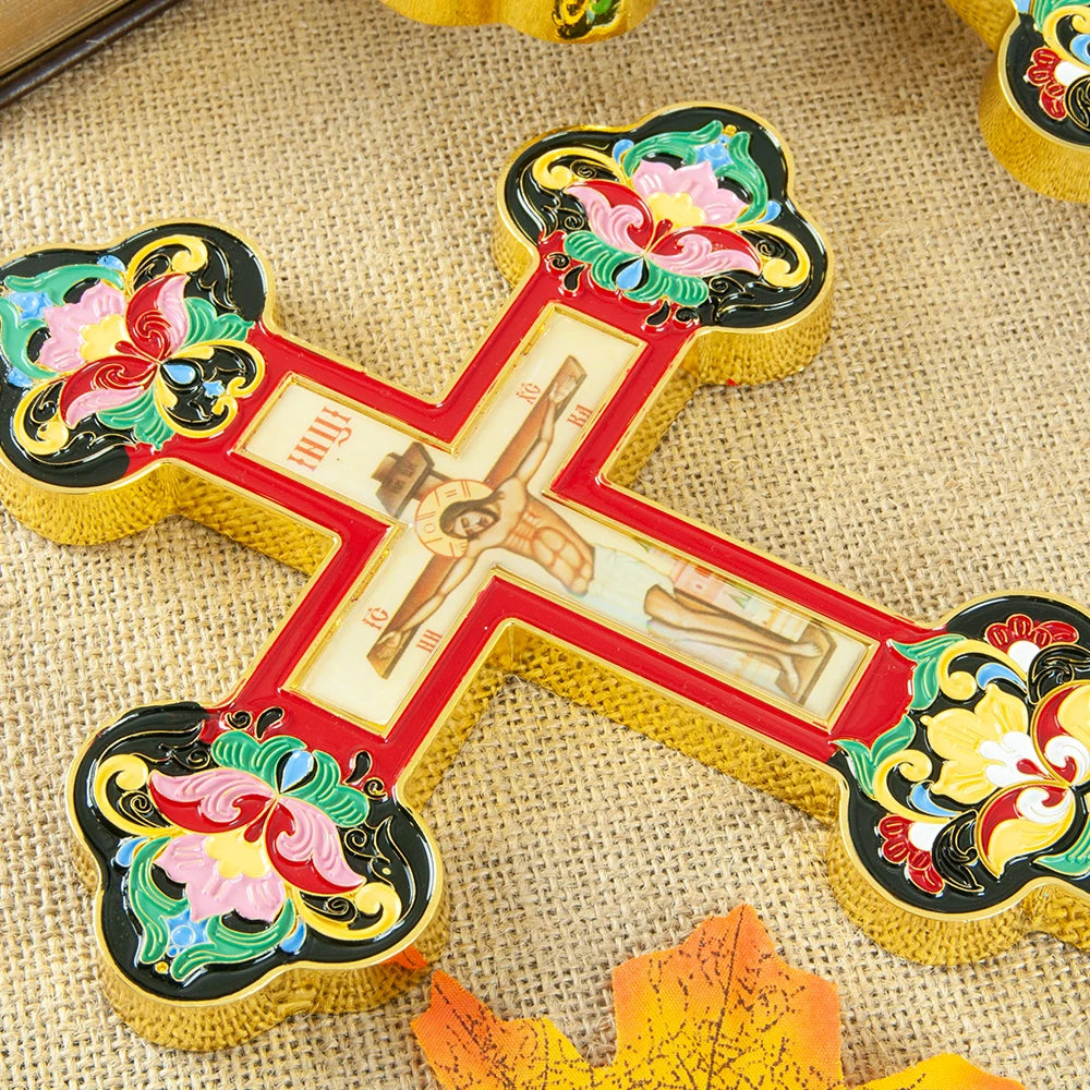 Croix orthodoxe d’église en métal