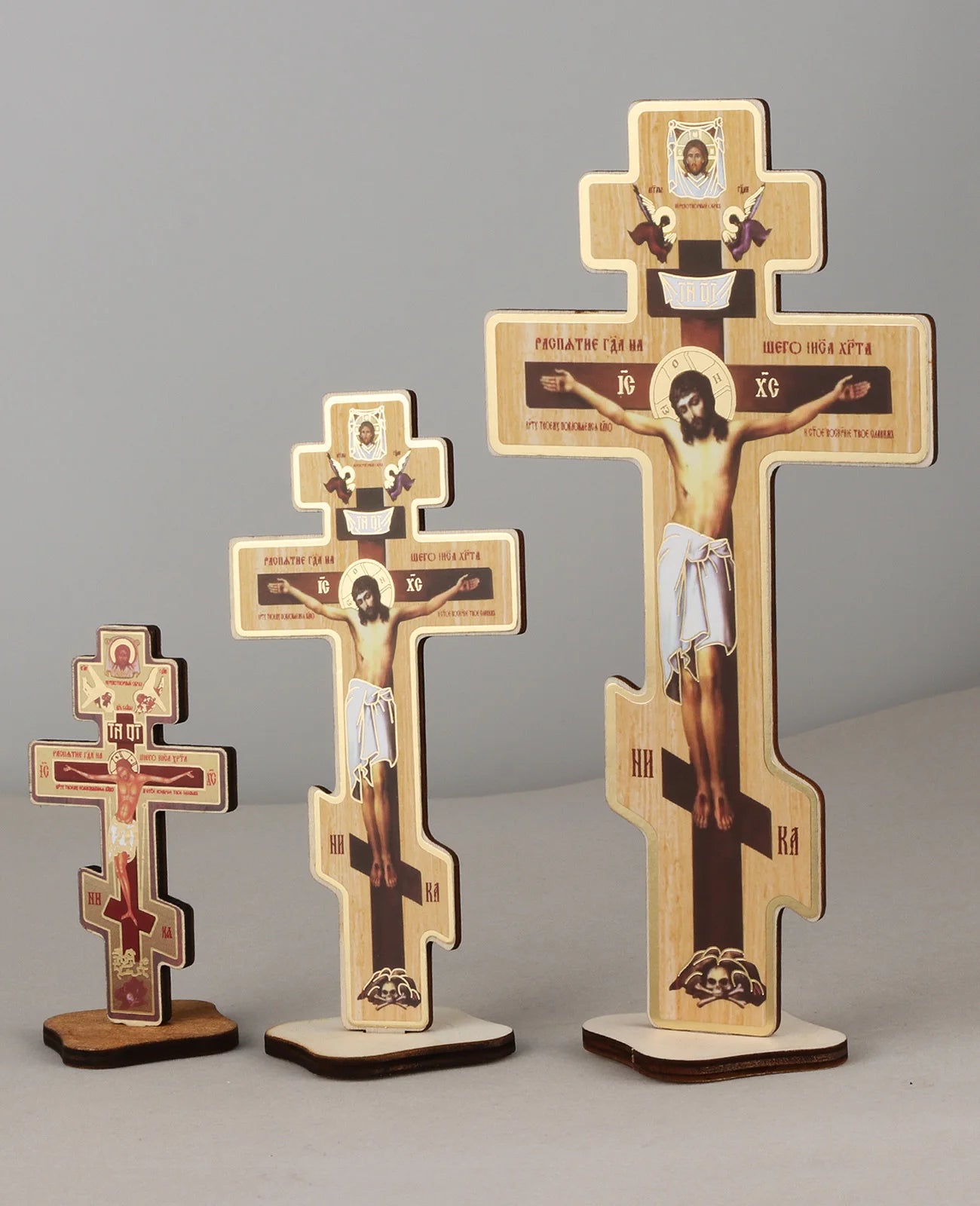Crucifix avec socle