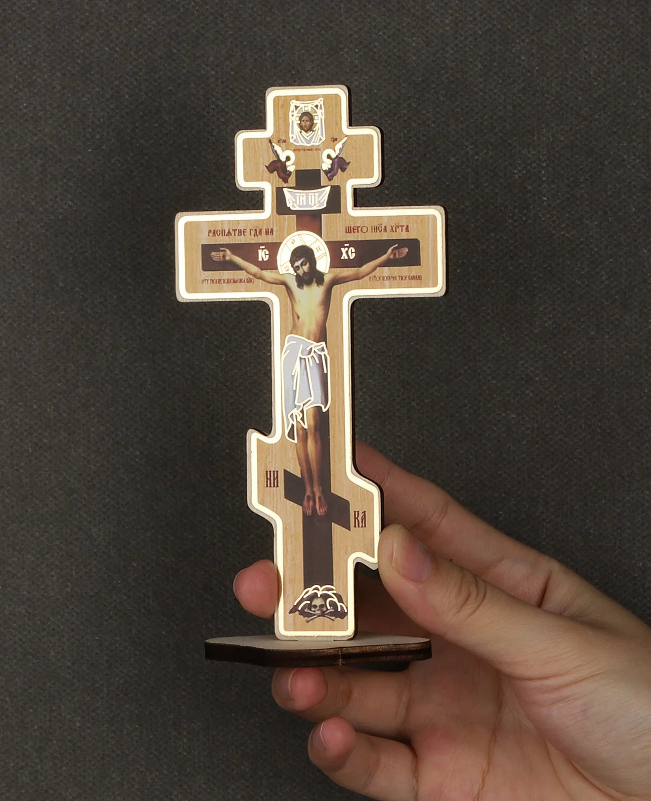 Crucifix avec socle