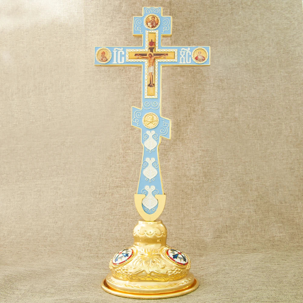 Croix orthodoxe d’église de décoration et dévotion